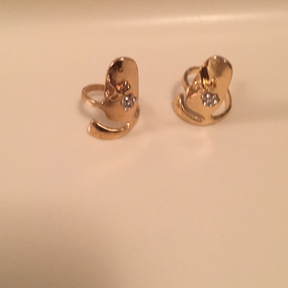 Fingernail Rings - Picture 2 of 2